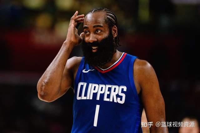 李添荣30分上海不敌首钢遭5连败 曾凡博10分