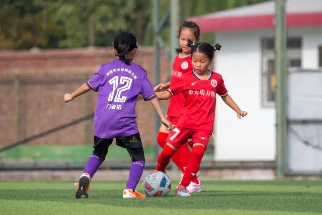 邮报：曼联有意大巴黎门德斯 曾随阿莫林联赛夺冠